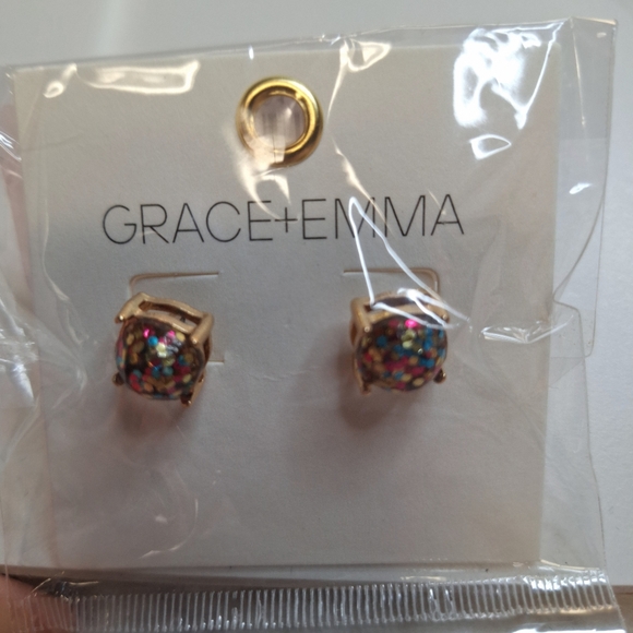 Grace + Emma Multicolor Gold Stud Earrings Taylor Confetti Flake - Picture 2 of 3